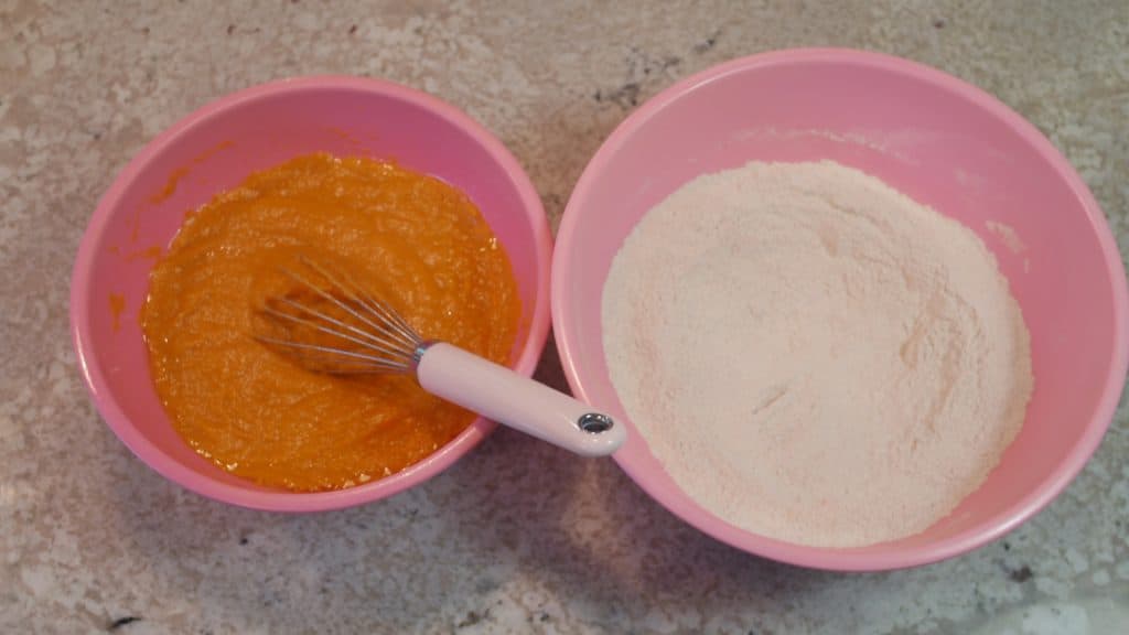 pink mixing bowls