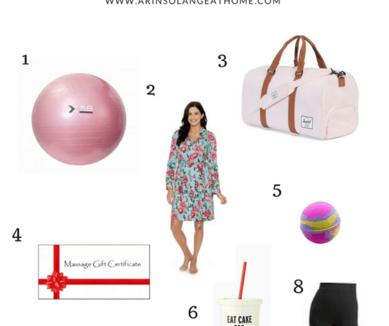Gift guide for new or expectant moms - www.arinsolangeathome.com