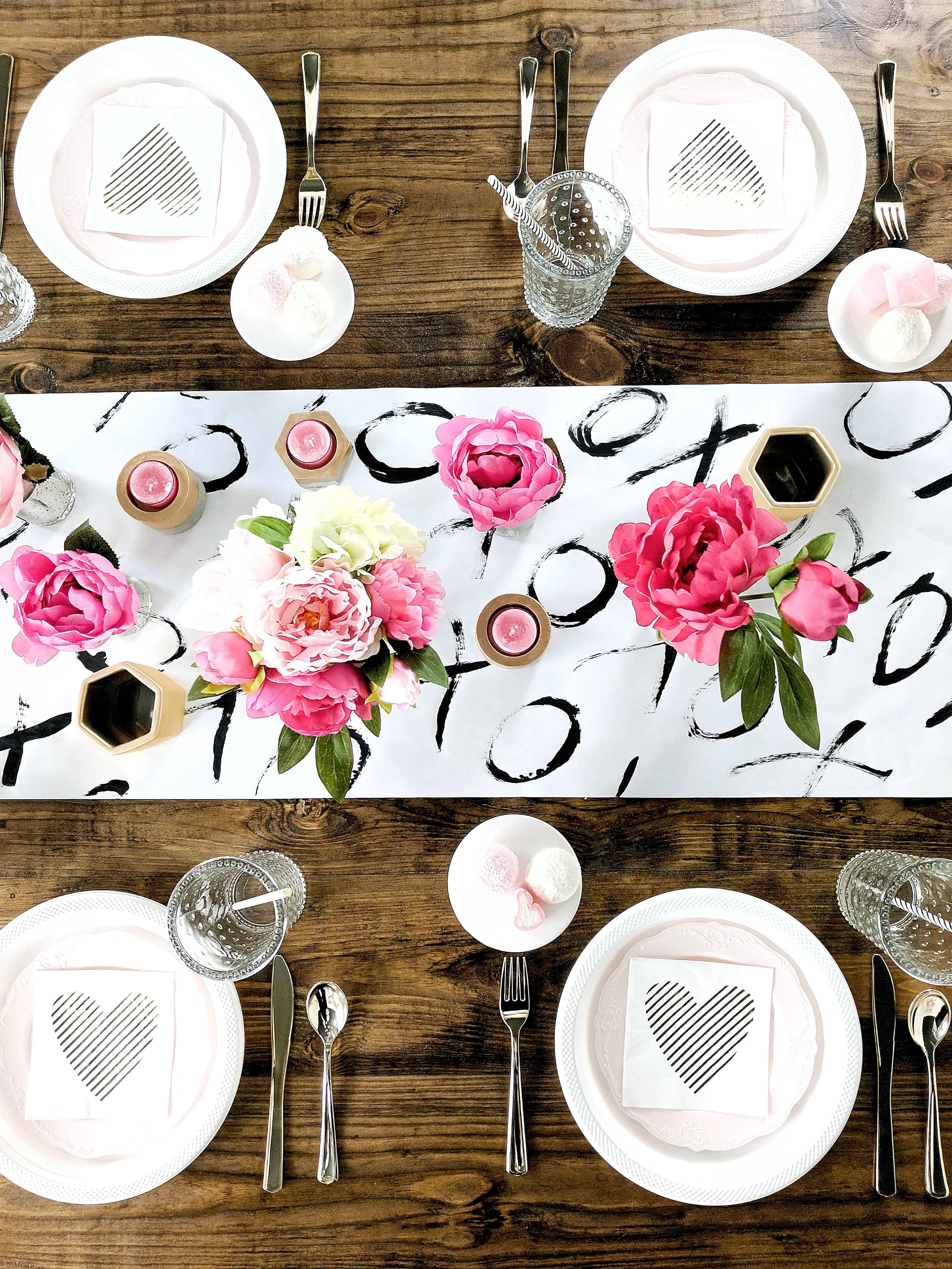 Black and white table runner with floral and gold accents . | Valentine's Day Party 