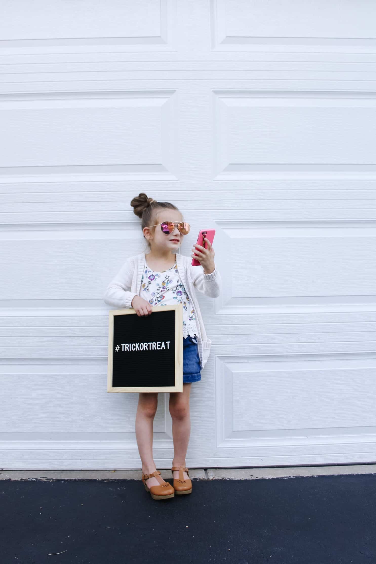 toddler blogger costume