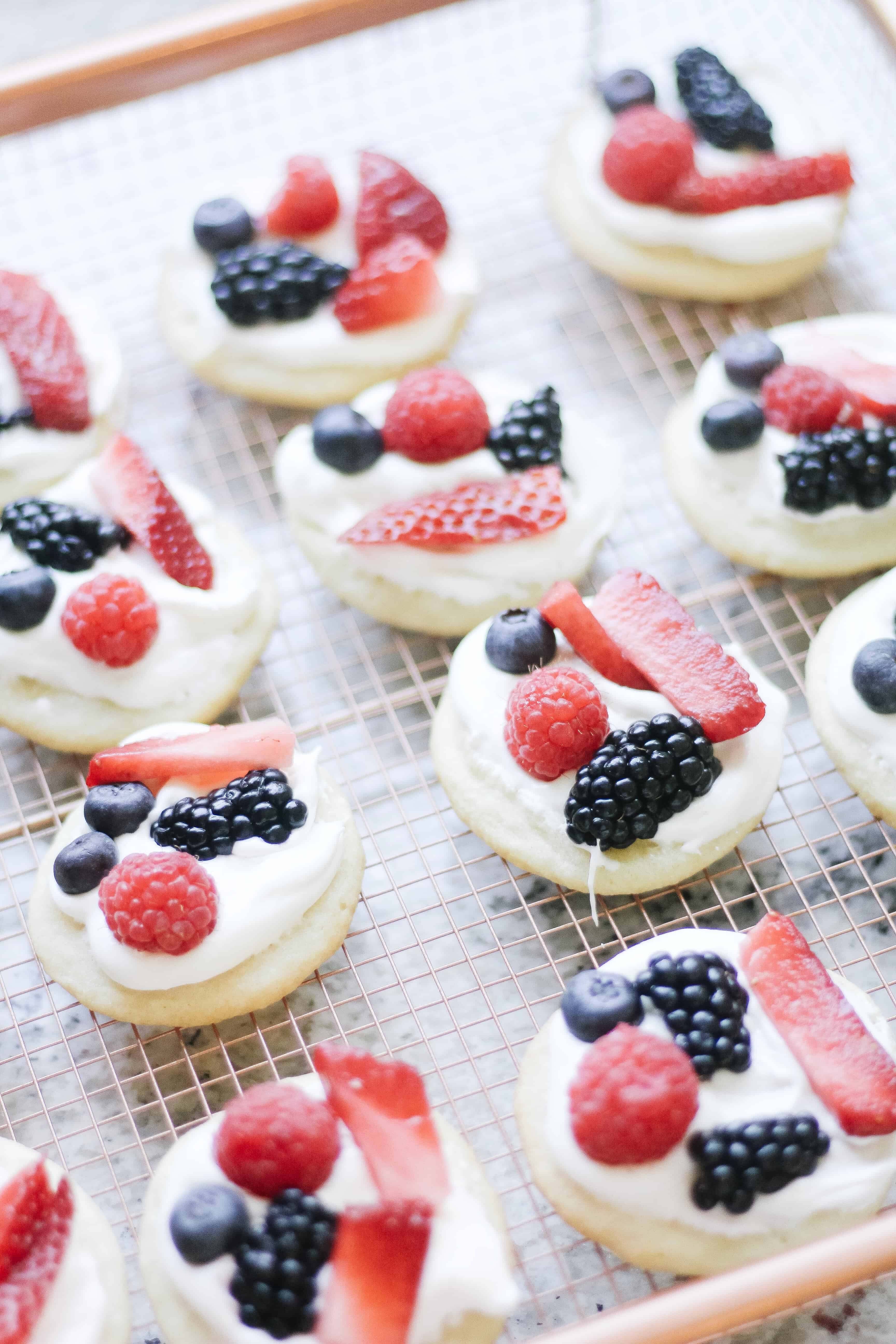 fruit pizza cookies on copper rack