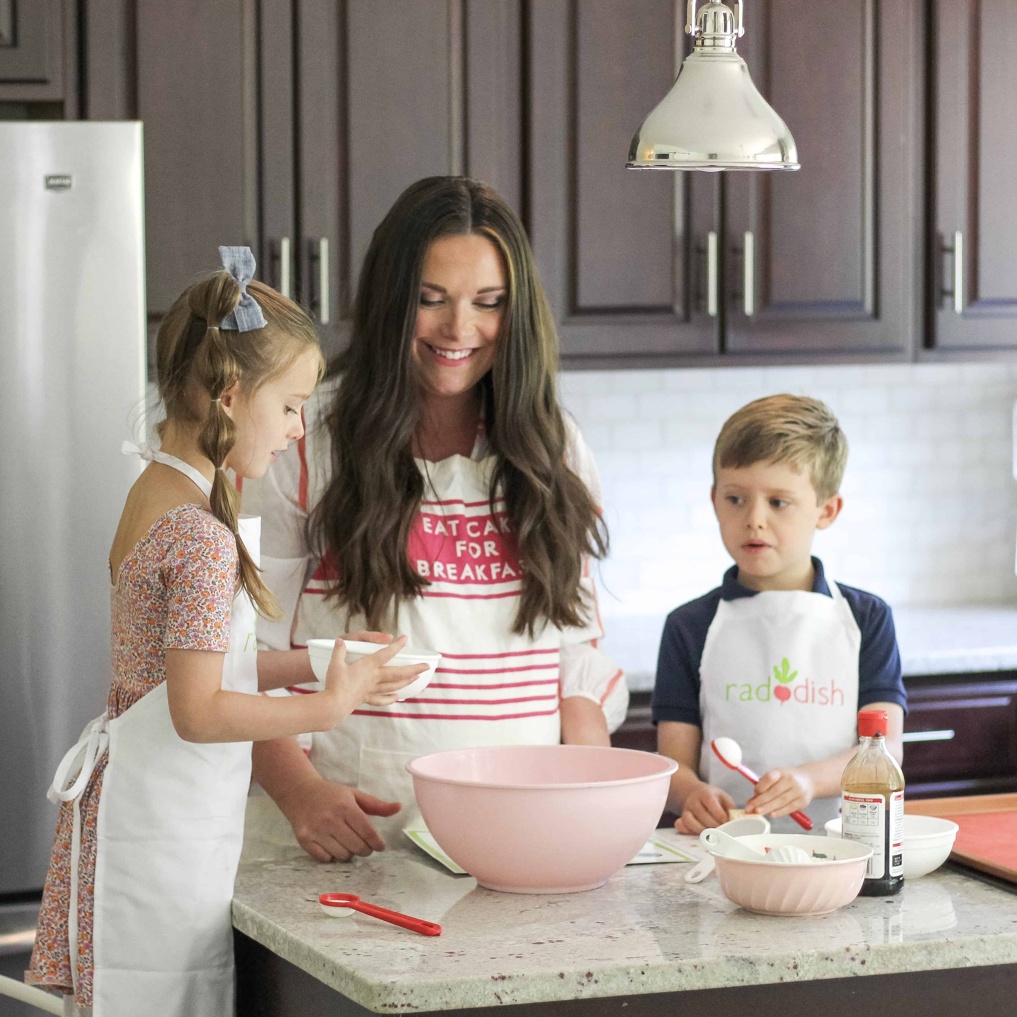 Review: Raddish Kids Cooking Kit Helps Kids Enjoy Time in the Kitchen