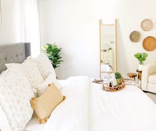 Guest bedroom with Serena and Lily bedding