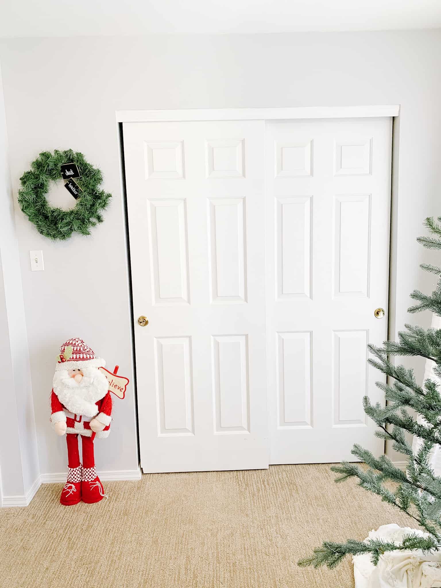 Santa and Wreath in Christmas Boys' Room by closet