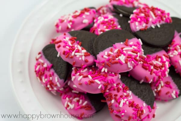 Oreos in pink icing and sprinkles for Valentines Day