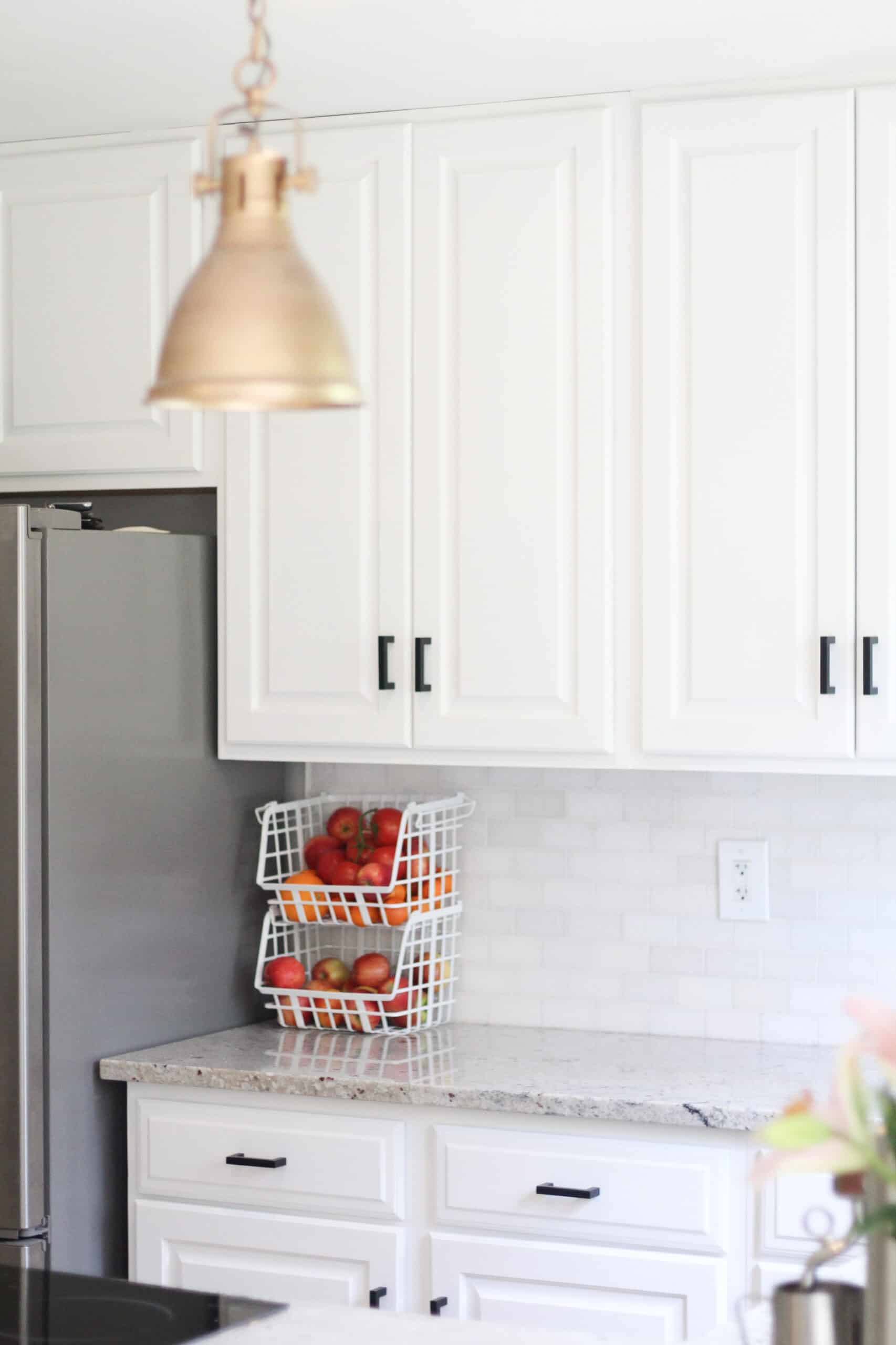 white kitchen cabinets