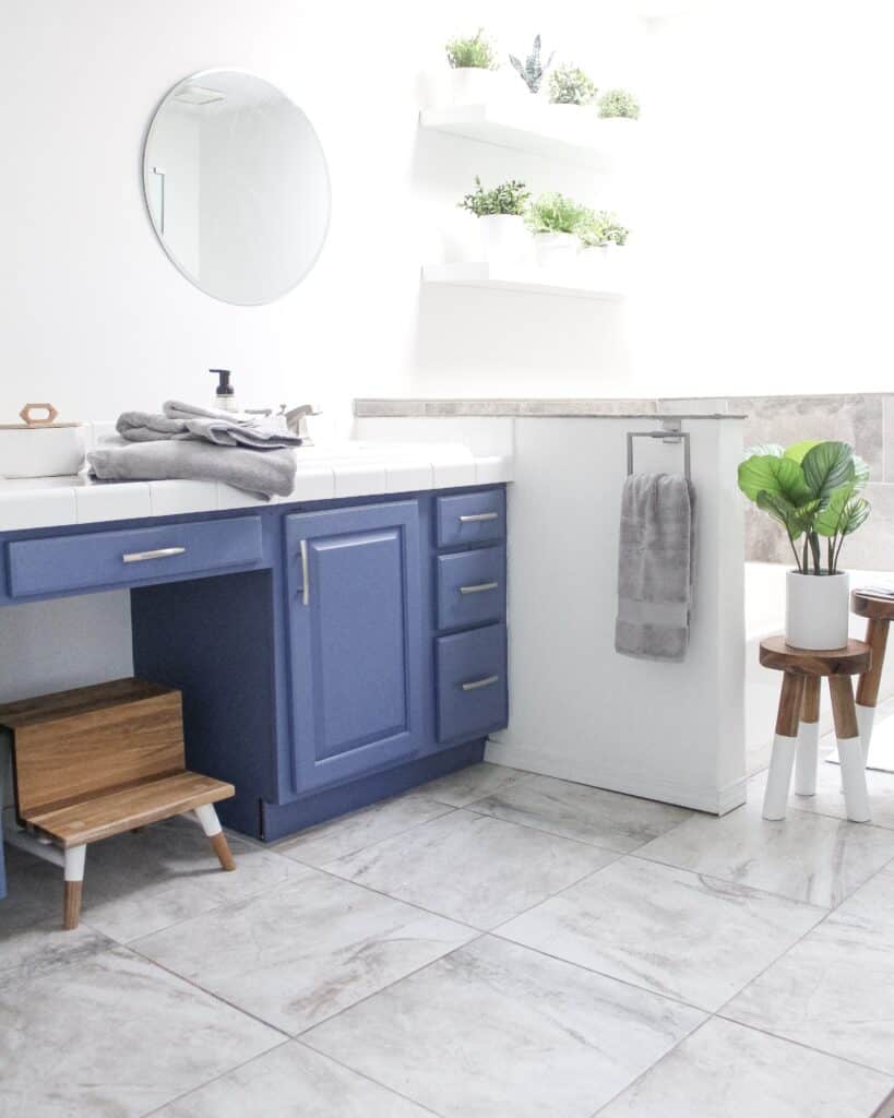 blue bathroom cabinets 