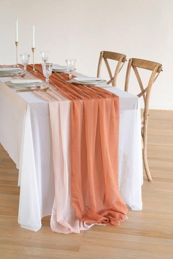 layered table runners