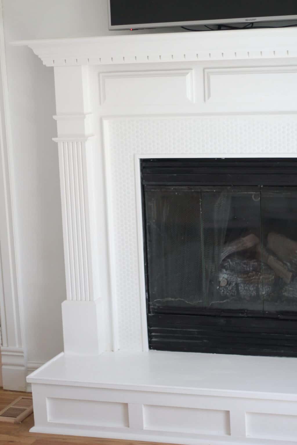 DIY Penny Tile Fireplace Arinsolangeathome   IMG 0049 1024x1536 