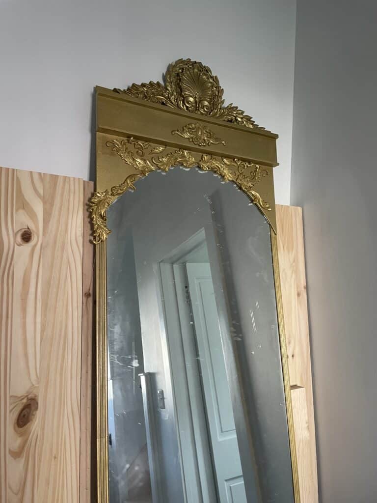 antique wooden mirror frame