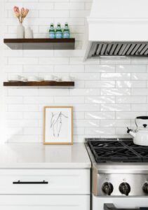 White Kitchen Cabinet Backsplash Ideas - arinsolangeathome