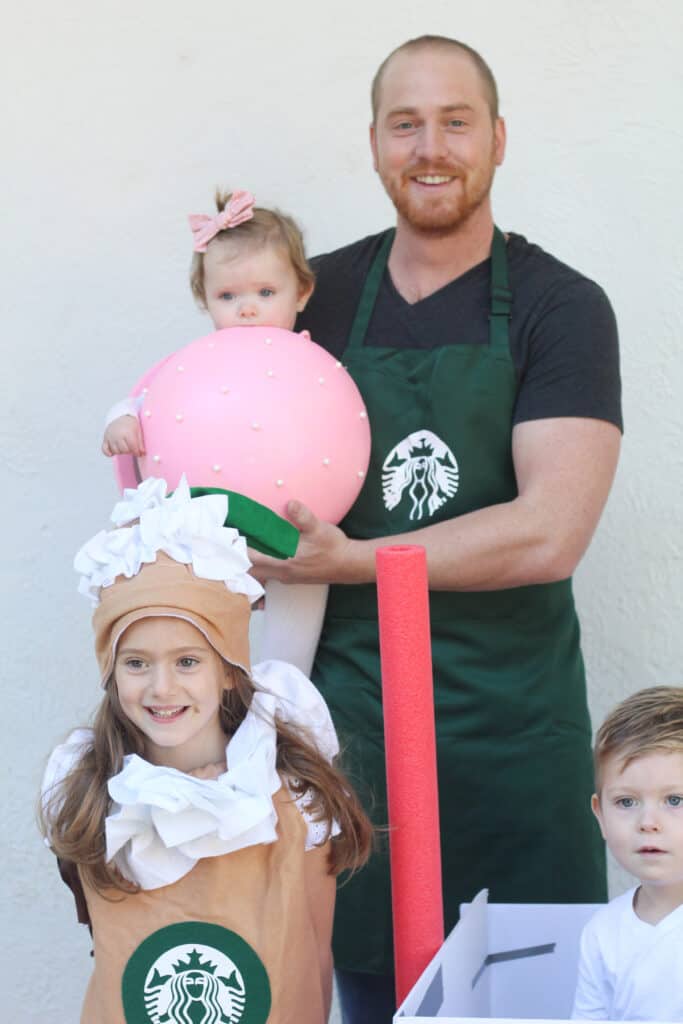 Clever DIY Cake-Inspired Costumes : Angel Food Cake Costume