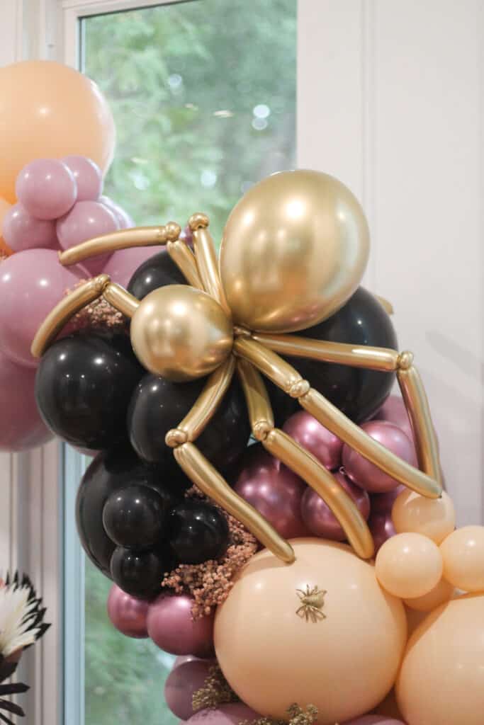 Large Gold Spider Balloon Garland 