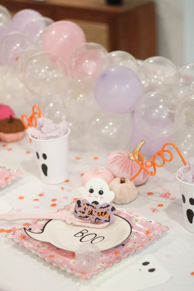 Kids Halloween Party tablescape 