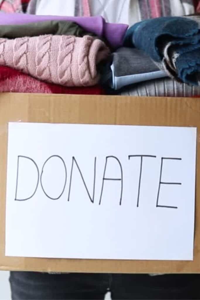Where to donate items in St. Louis 