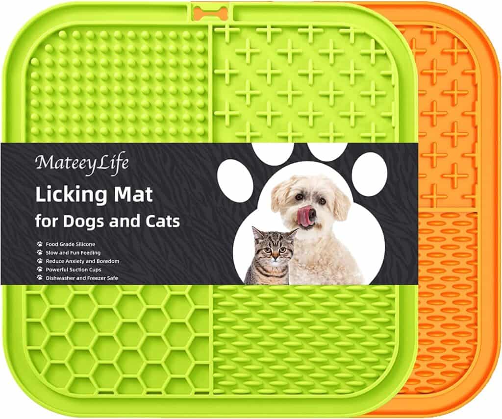 dog licking mat