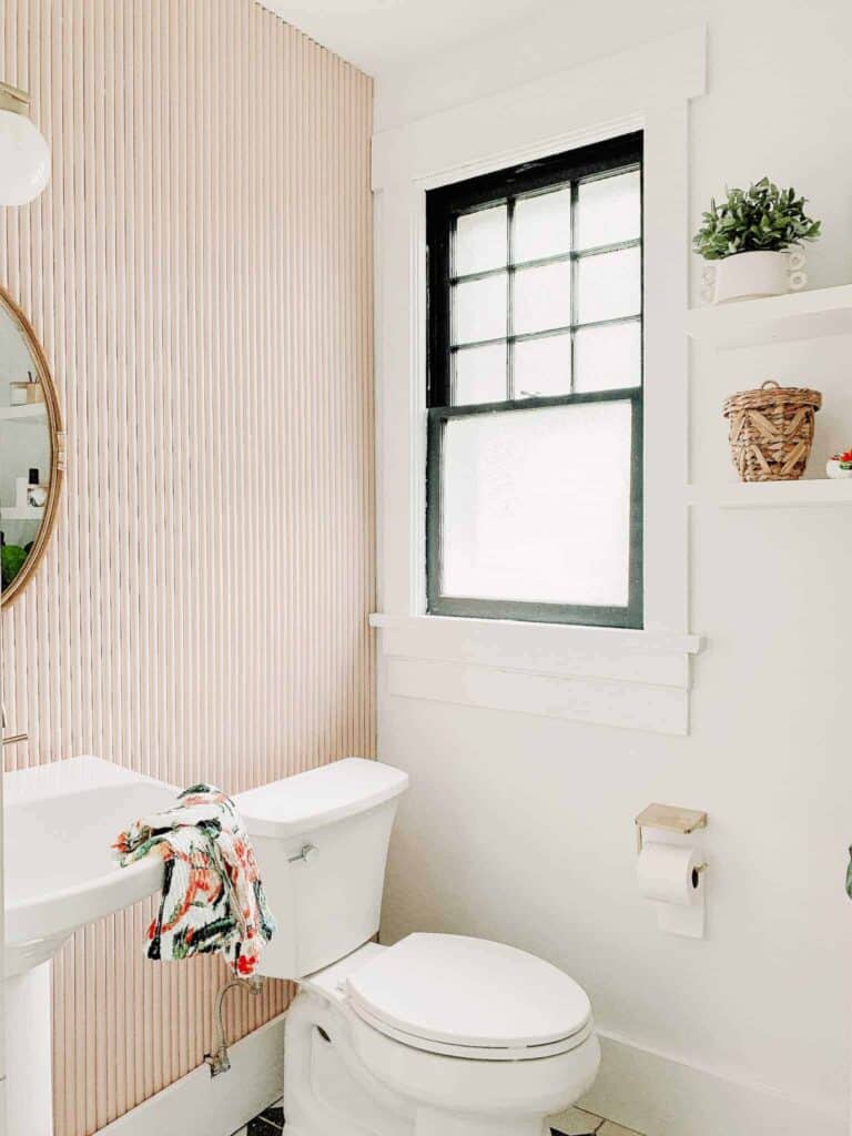 How to Masterfully Decorate Bathroom Shelves Like a Pro