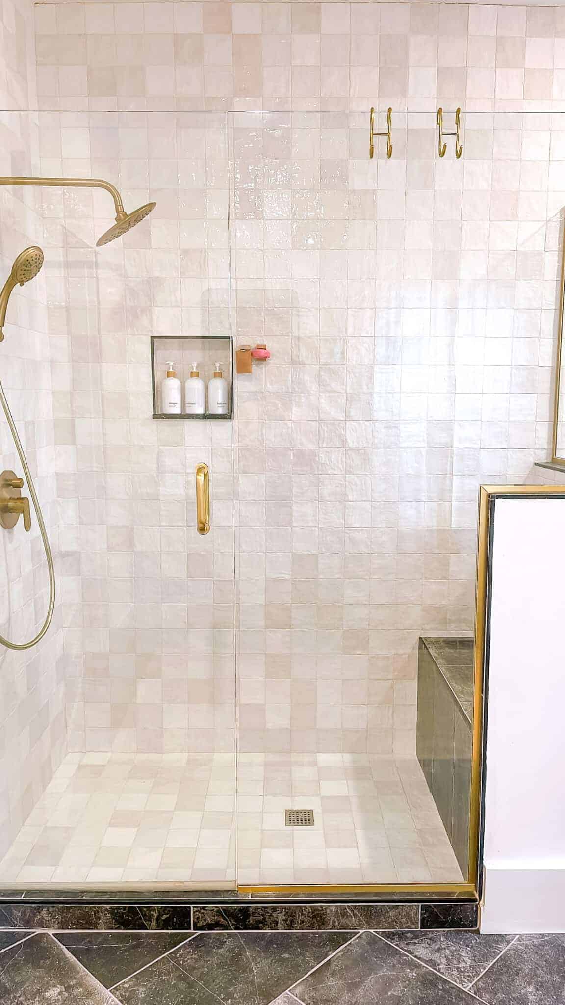 What are Shower Trays? How to Decide the Right One for Your Bathroom?