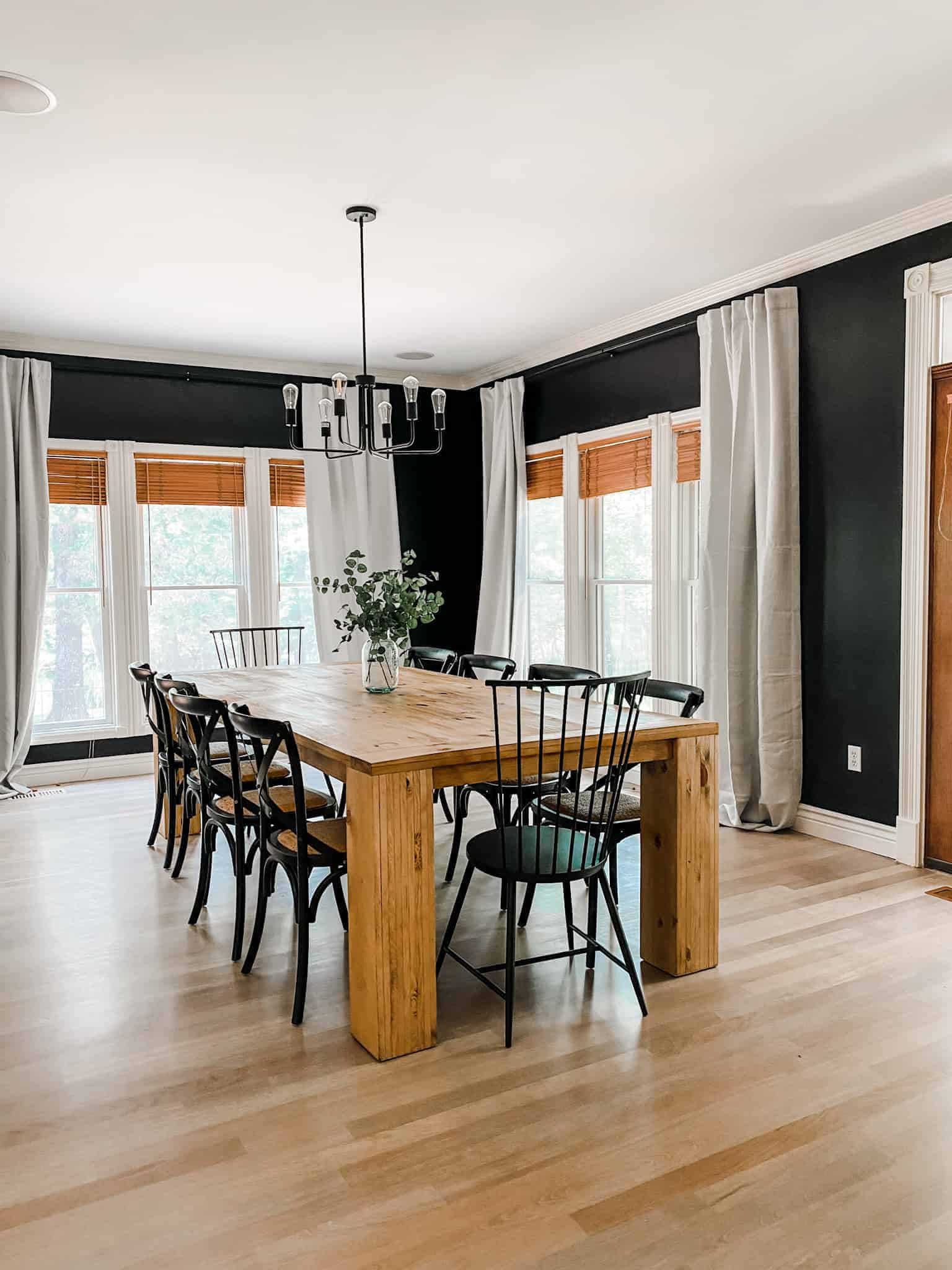 The Best Kitchen Table Dimensions: A Guide On How To Choose ...