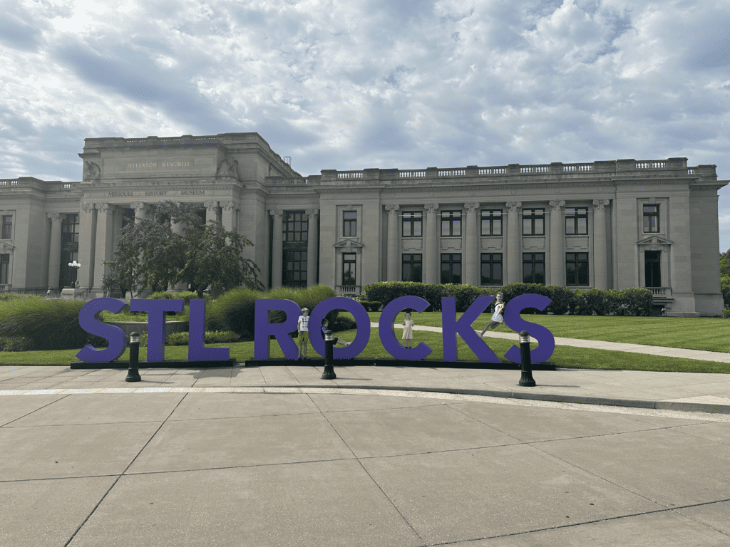 Saint Louis Rocks and 4 kids