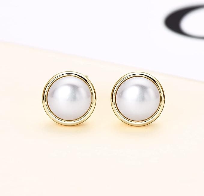 Freshwater pearl earring sizes range from 3.4 to 7 mm.