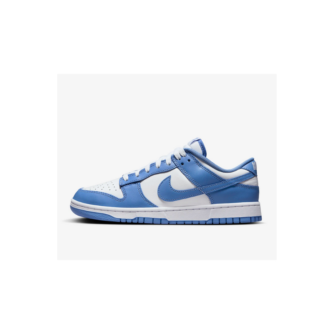 Nikes - arinsolangeathome