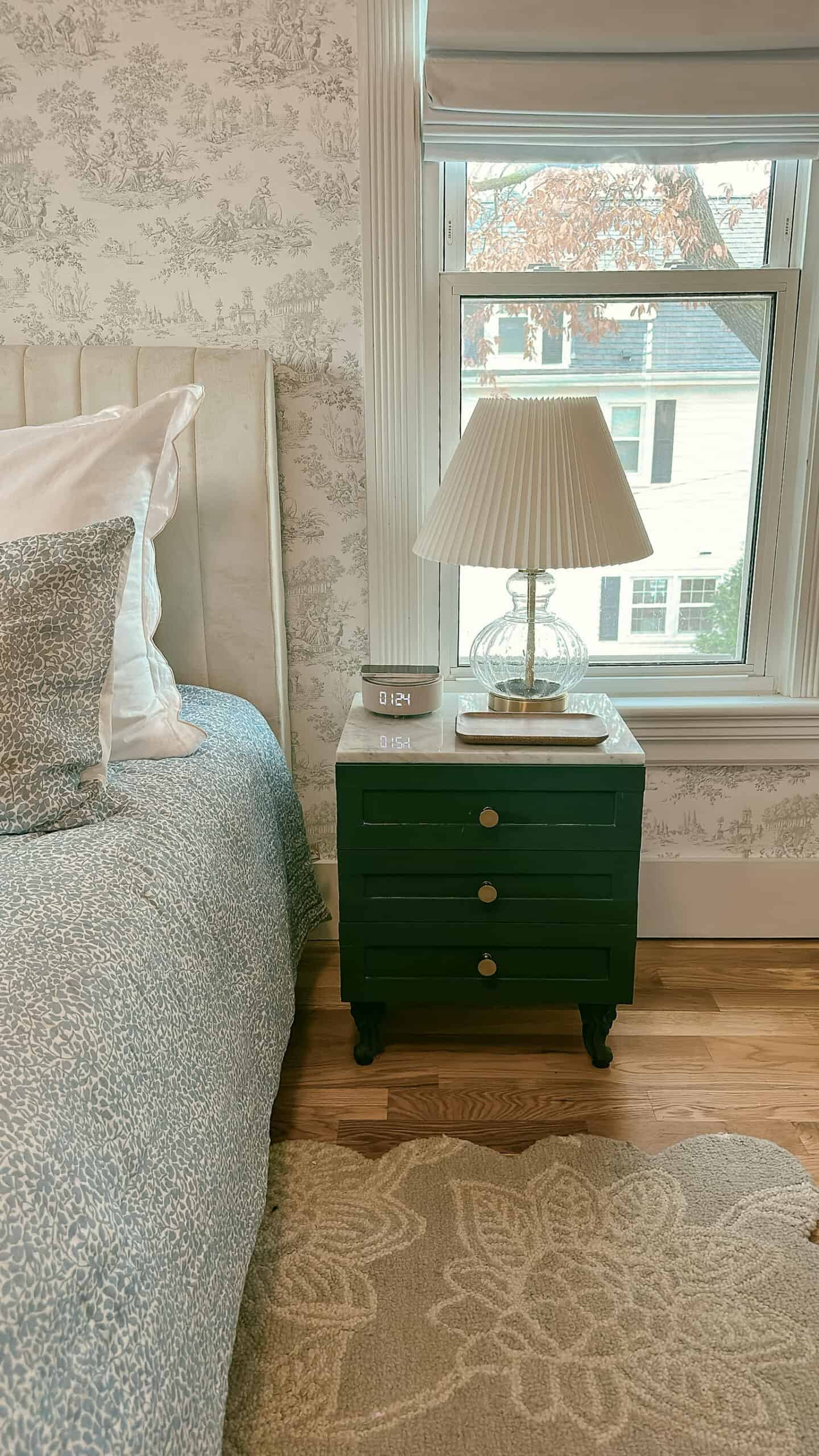 Bedroom Organization - arinsolangeathome