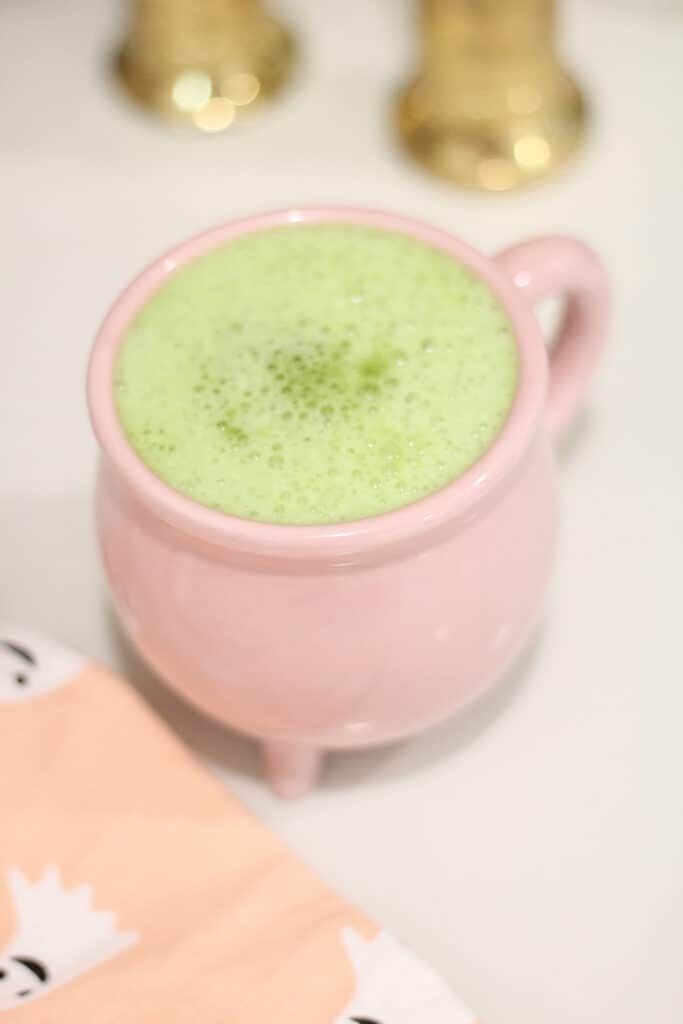 The Best Whistling Tea Kettle For Your Review With Matcha Green Tea
