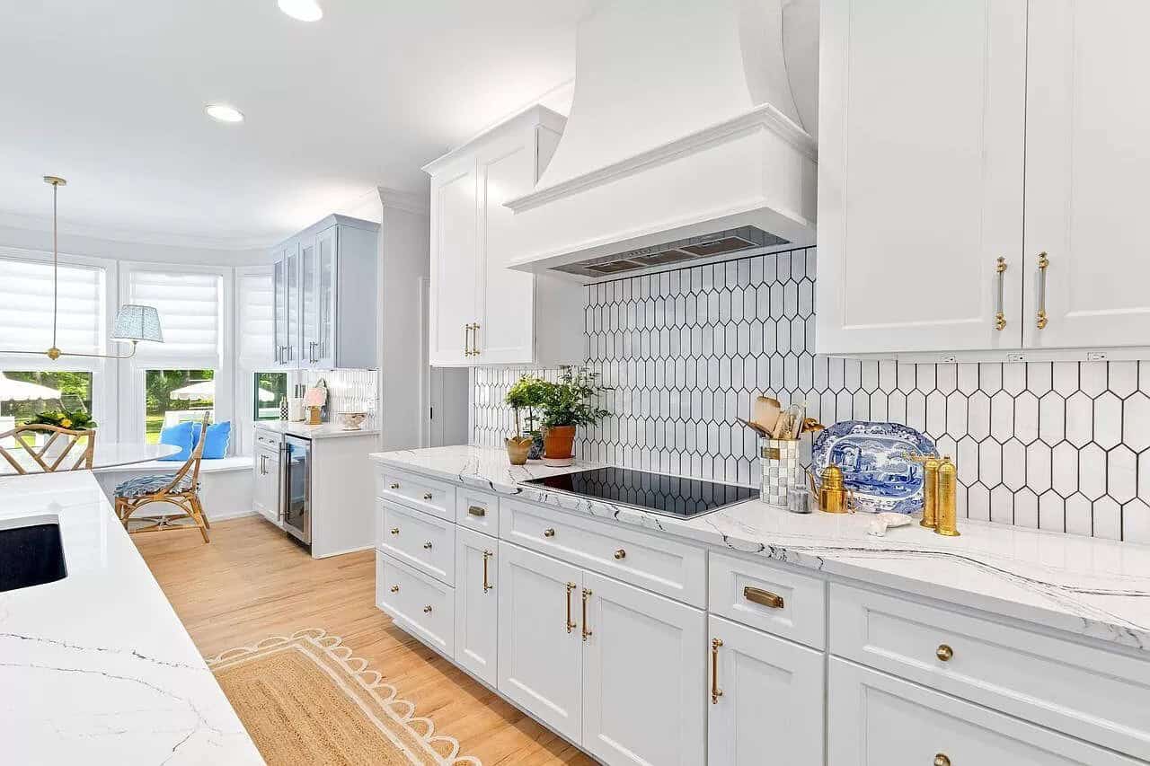 The Best Kitchen Wall Color Ideas With White Cabinets - arinsolangeathome